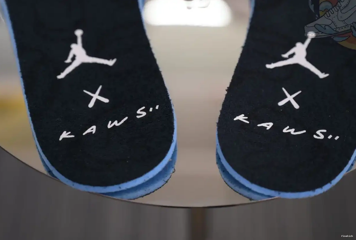 Jordan Jordan 4 Air kaws black 0705